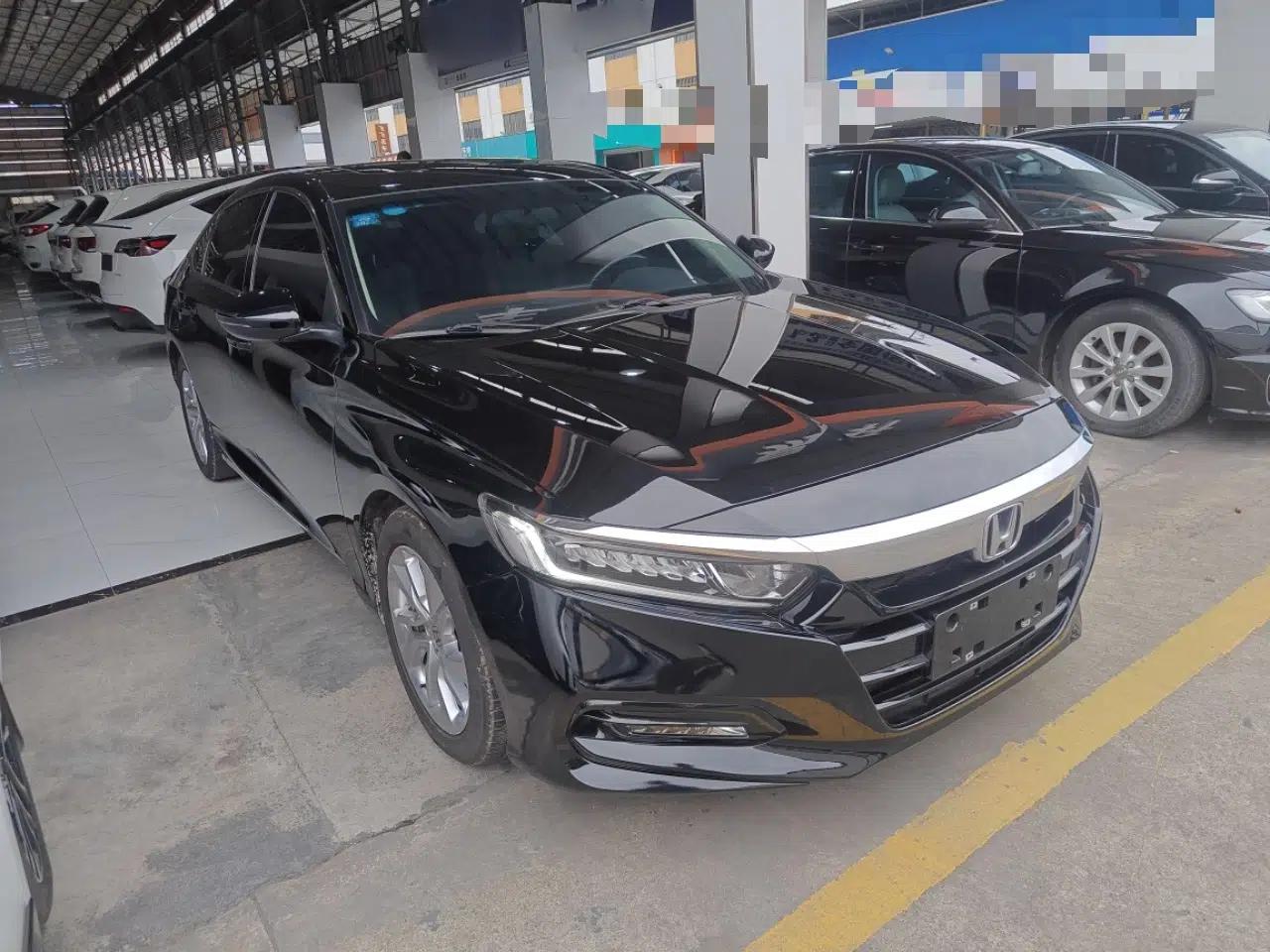 Honda Accord 2018 260TURBO Elite Edition China VI — миниатюра 3