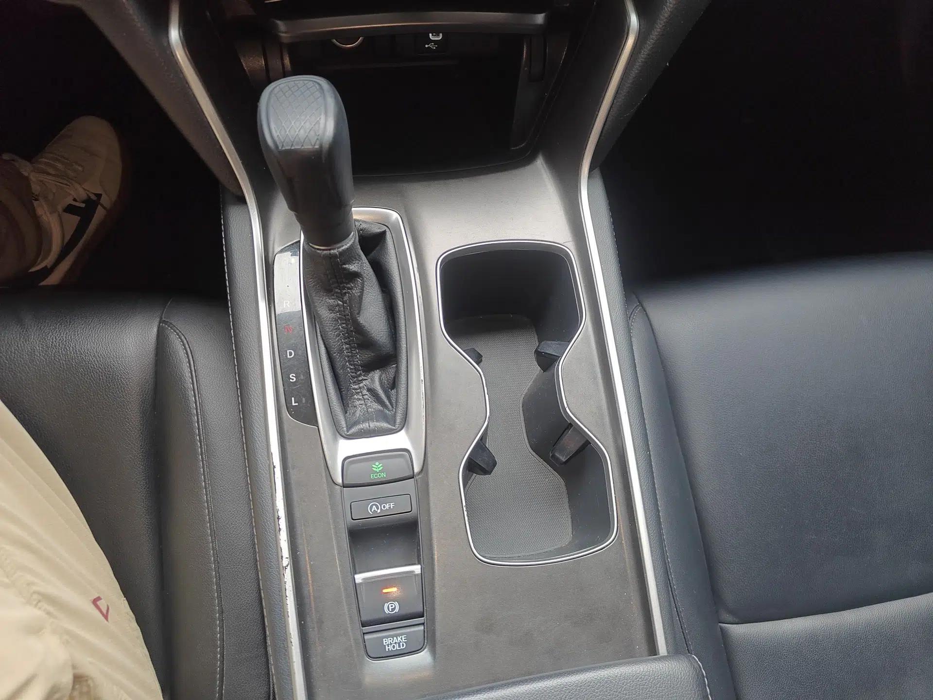 Honda Accord 2018 260TURBO Elite Edition China VI — миниатюра 21