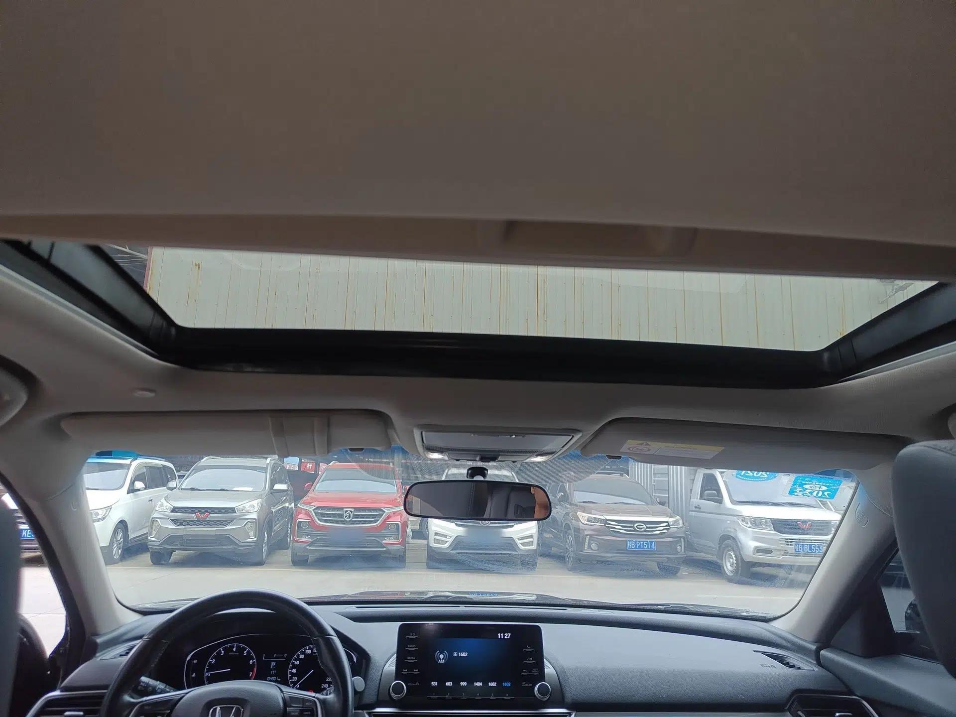 Honda Accord 2018 260TURBO Elite Edition China VI — миниатюра 26