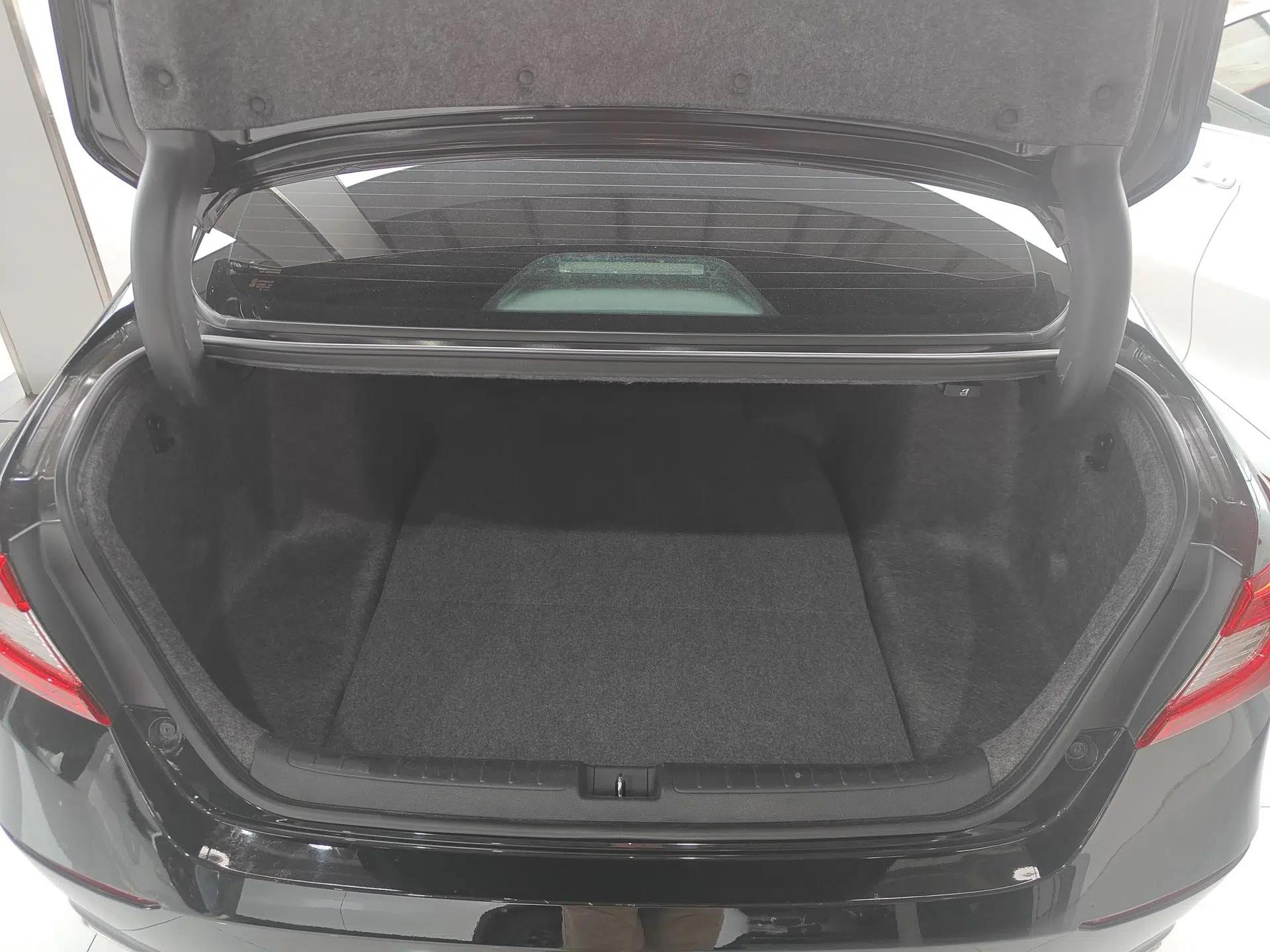 Honda Accord 2018 260TURBO Elite Edition China VI — миниатюра 27