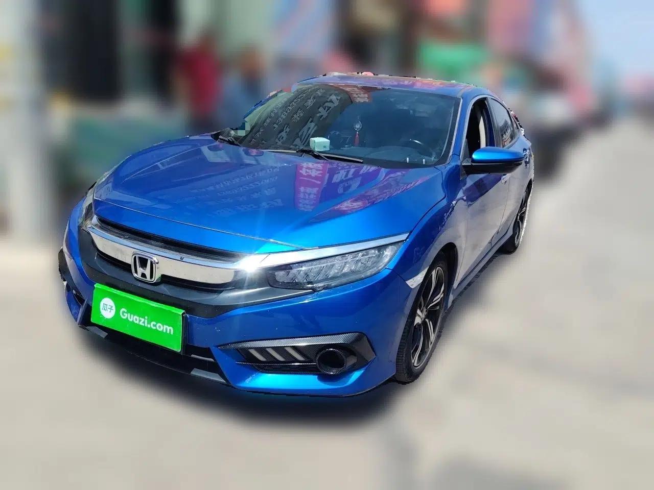 Honda Civic 2016 220TURBO CVT Prestige Edition — миниатюра 1
