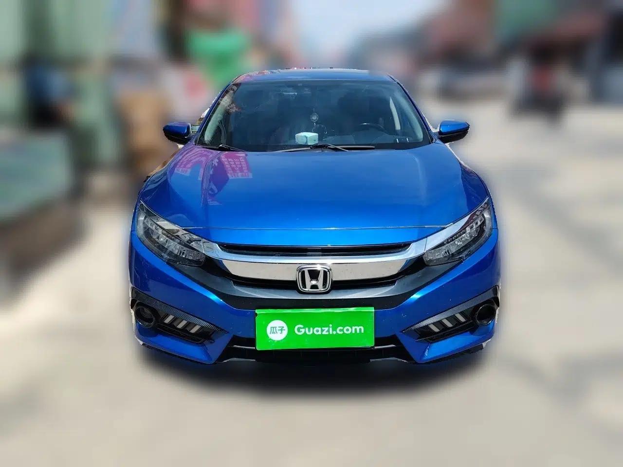 Honda Civic 2016 220TURBO CVT Prestige Edition — миниатюра 2