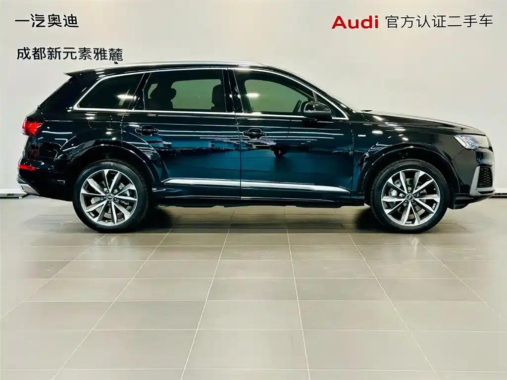 Audi Q7 2023 55 TFSI quattro S line Sport — миниатюра 3