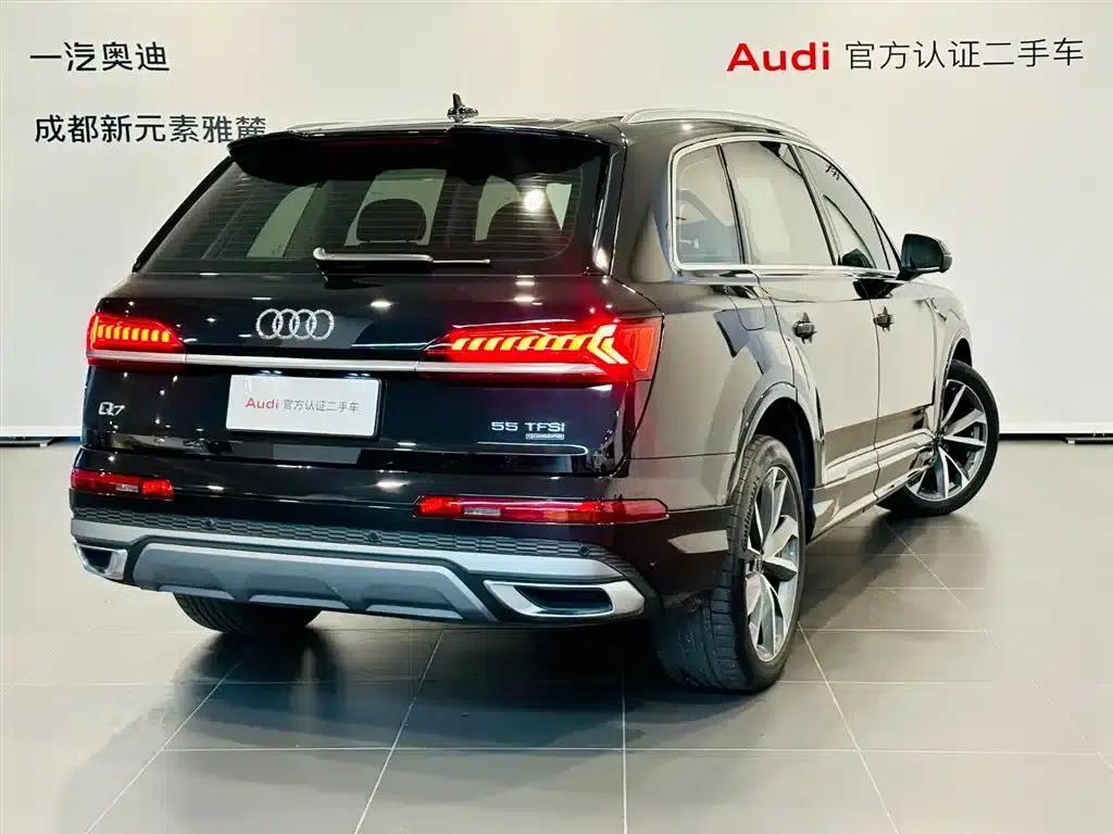 Audi Q7 2023 55 TFSI quattro S line Sport — миниатюра 4