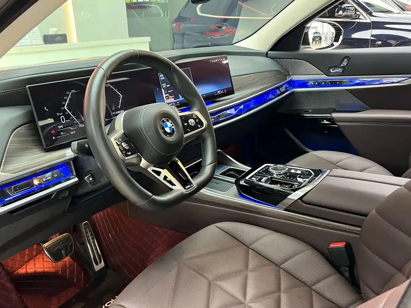 2023 BMW 7 Series 735Li M Sport Package — миниатюра 8