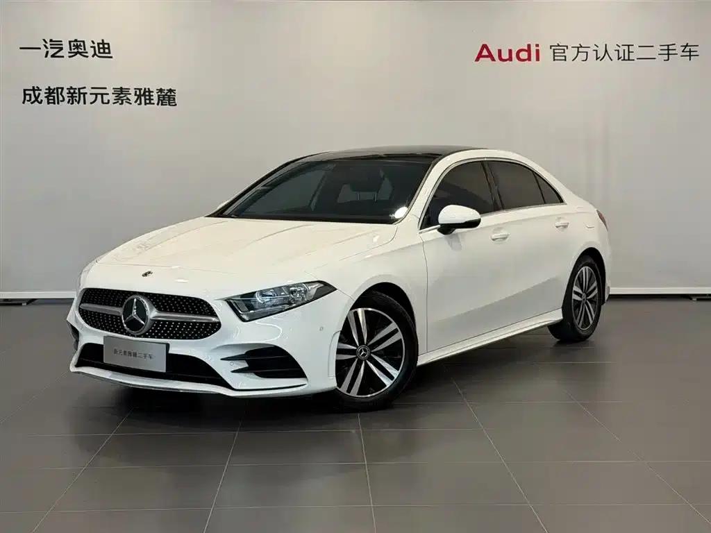 2019 Mercedes-Benz A-Class A 180 L Sport Sedan — миниатюра 1