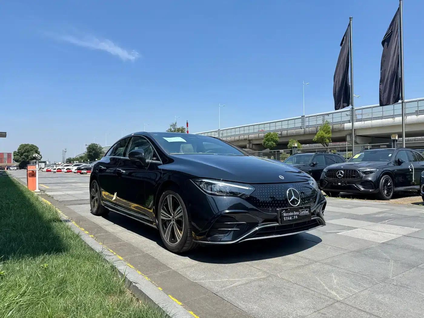 Mercedes-Benz EQE 2025 500 4MATIC Pioneer Edition — миниатюра 3