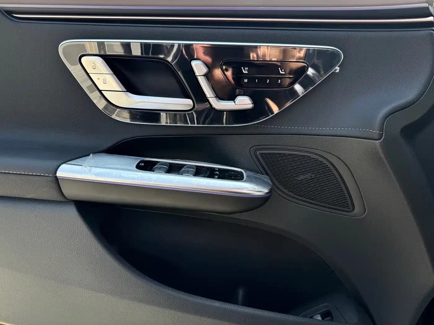 Mercedes-Benz EQE 2025 500 4MATIC Pioneer Edition — миниатюра 7