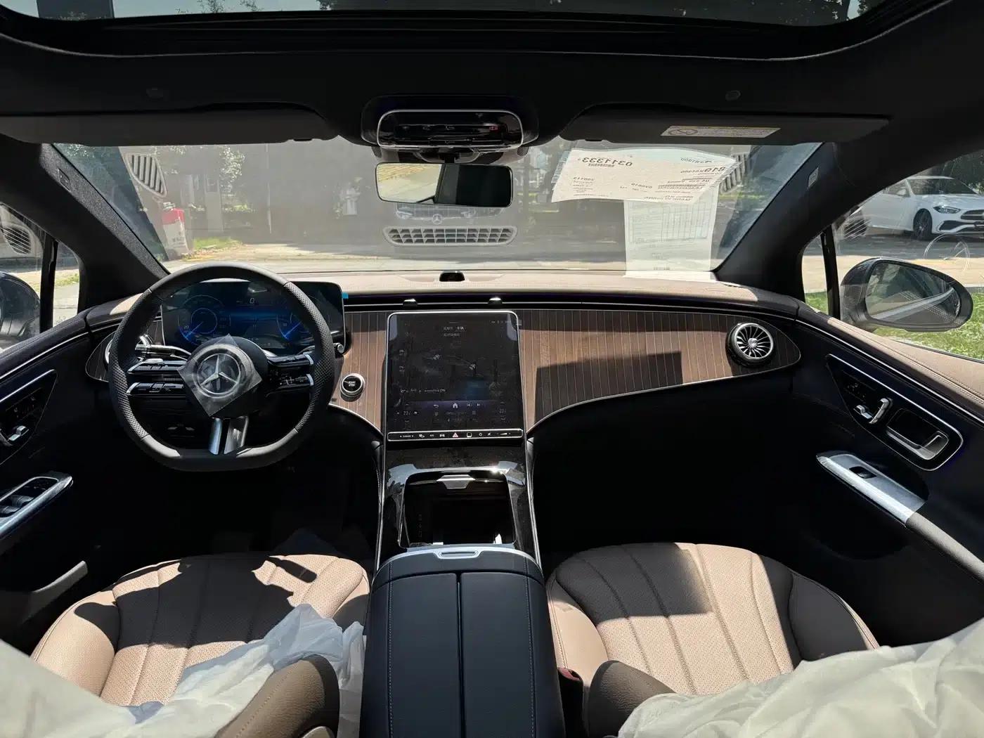 Mercedes-Benz EQE 2025 500 4MATIC Pioneer Edition — миниатюра 9
