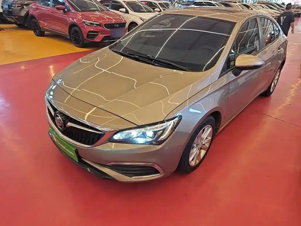 Buick Verano 2019 Sedan 20T Dual-Clutch Leading Edition — миниатюра 1