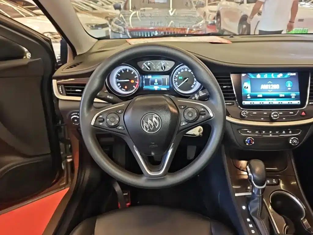 Buick Verano 2019 Sedan 20T Dual-Clutch Leading Edition — миниатюра 11