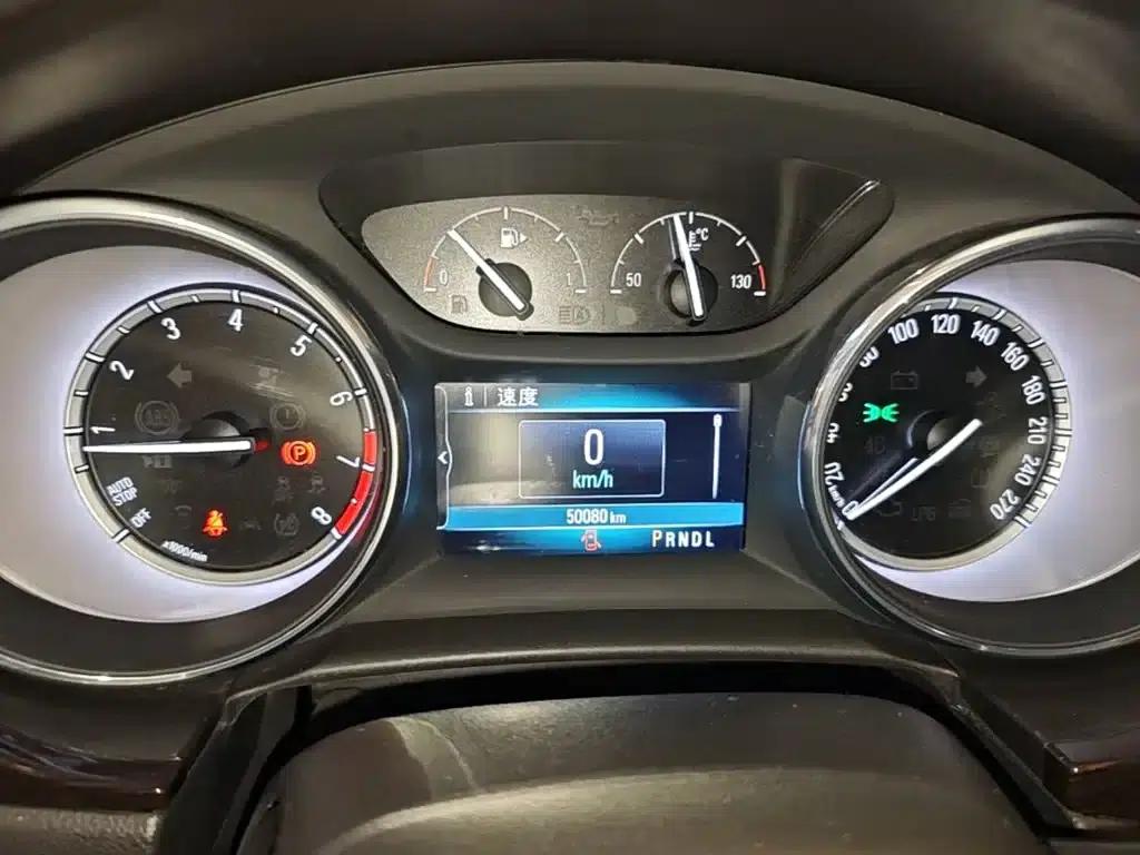 Buick Verano 2019 Sedan 20T Dual-Clutch Leading Edition — миниатюра 12