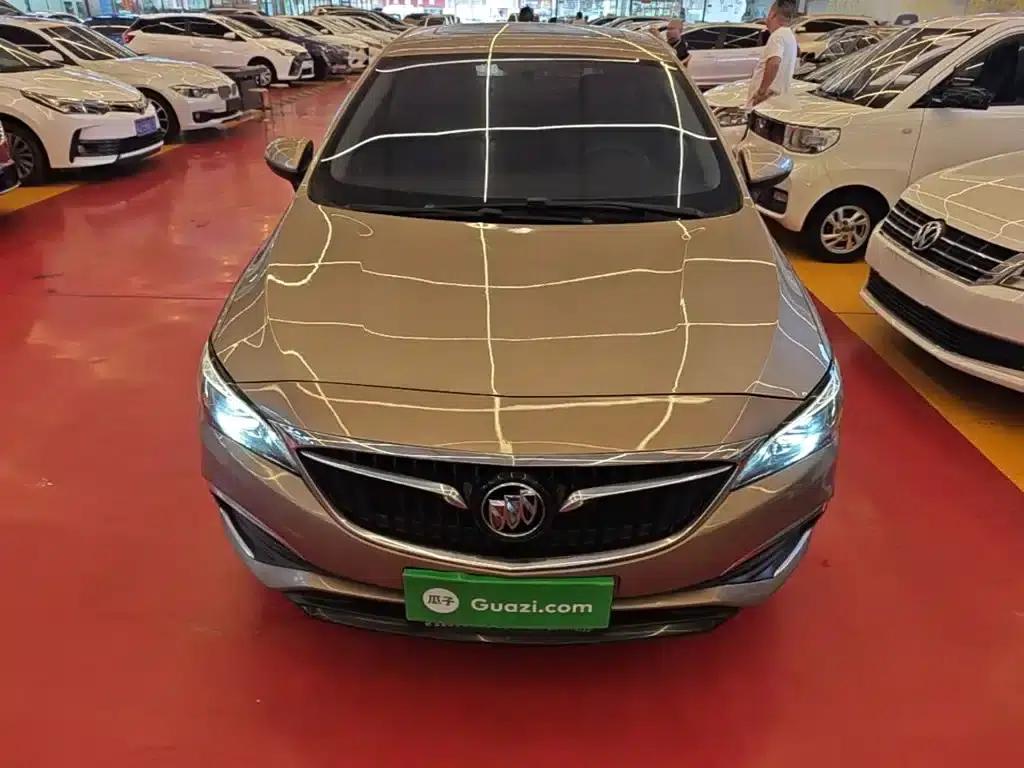 Buick Verano 2019 Sedan 20T Dual-Clutch Leading Edition — миниатюра 3