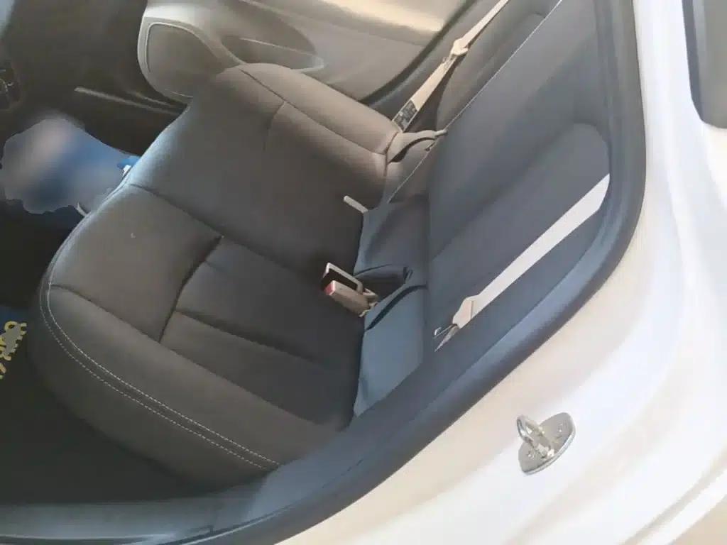 Buick Verano 2018 Sedan 15S Automatic Entry-Level — миниатюра 17