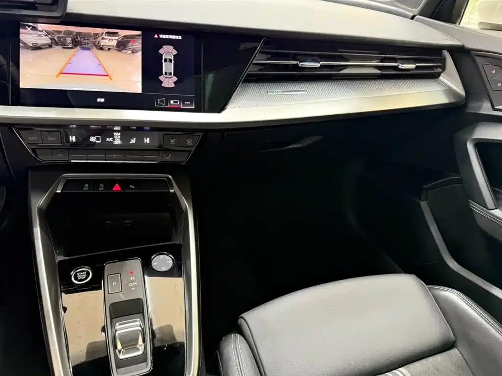 Audi A3 2023 Facelift A3L Limousine 35 TFSI Sporty Edition — миниатюра 12