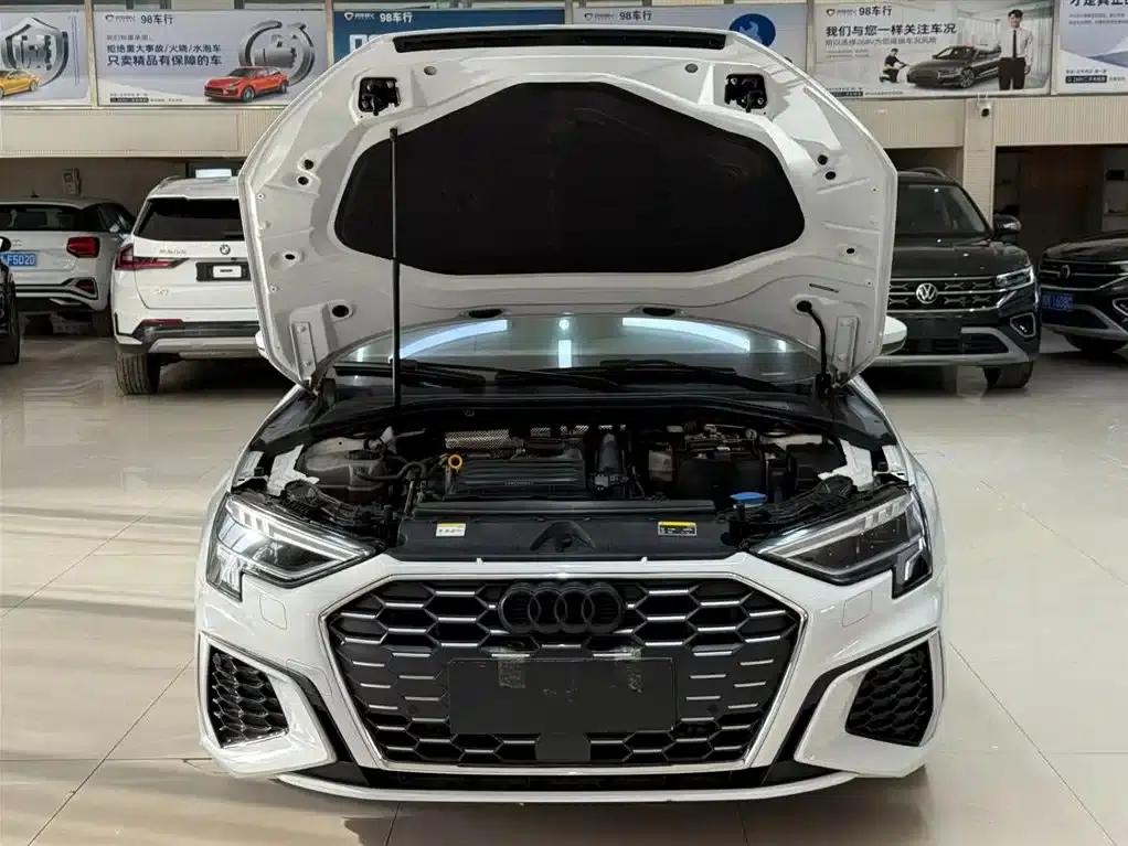 Audi A3 2023 Facelift A3L Limousine 35 TFSI Sporty Edition — миниатюра 7