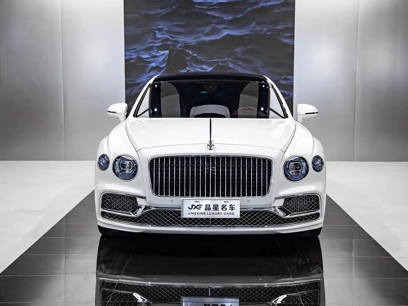 Flying Spur 2020 6.0T W12 Standard Edition — миниатюра 2