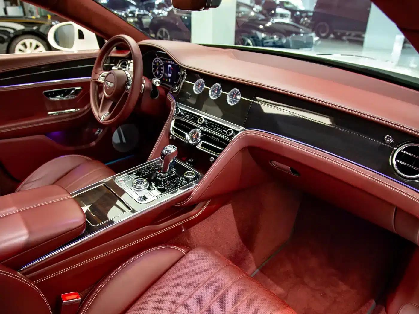 Flying Spur 2020 6.0T W12 Standard Edition — миниатюра 5