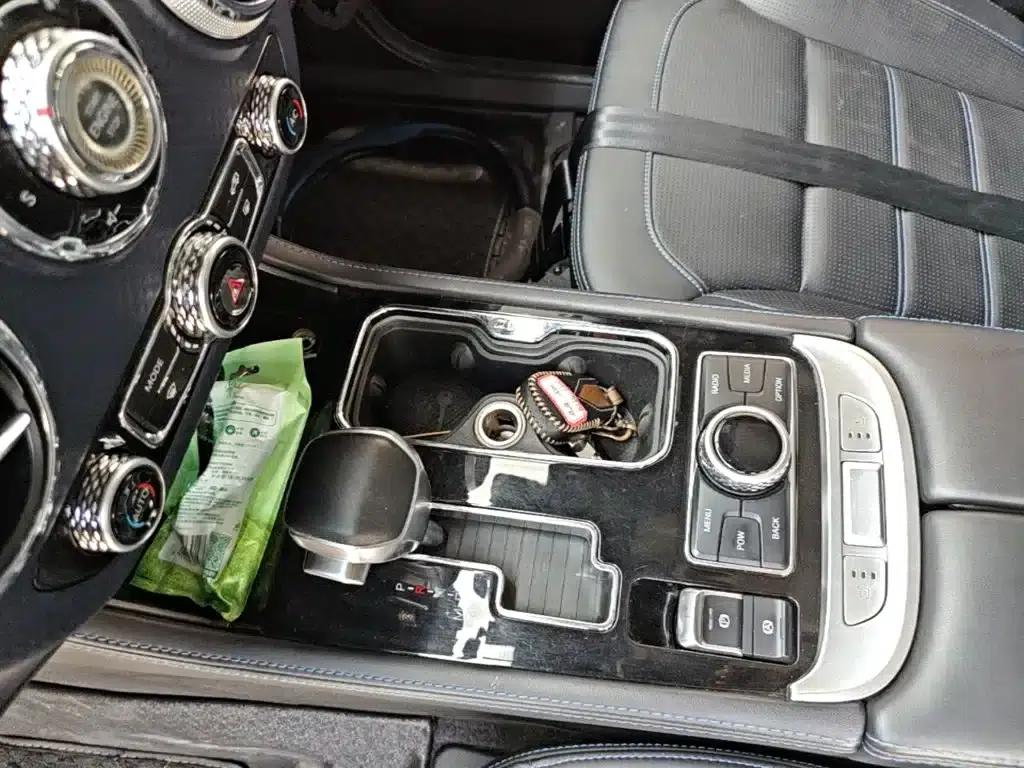 Beijing BJ40 2019 PLUS 2.3T Automatic 4WD Premium Edition (National VI Emission Standard) — миниатюра 14