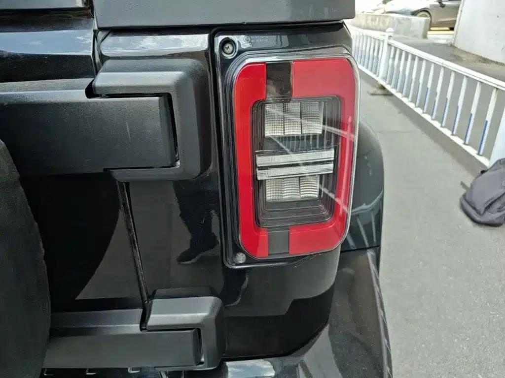 Beijing BJ40 2019 PLUS 2.3T Automatic 4WD Premium Edition (National VI Emission Standard) — миниатюра 8