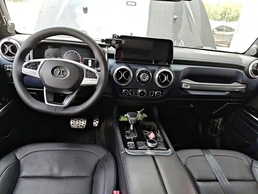 Beijing BJ40 2019 PLUS 2.3T Automatic 4WD Premium Edition (National VI Emission Standard) — миниатюра 10
