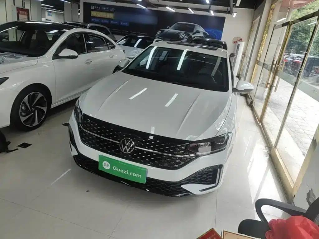 2024 Volkswagen Lavida 1.5L Automatic Starry Sky Five Million Edition — миниатюра 1