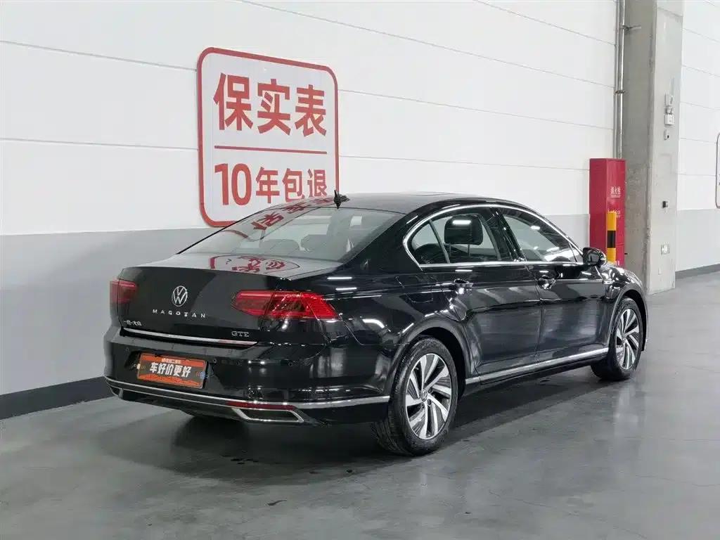 2020 Volkswagen Passat PHEV GTE Luxury Edition — миниатюра 2