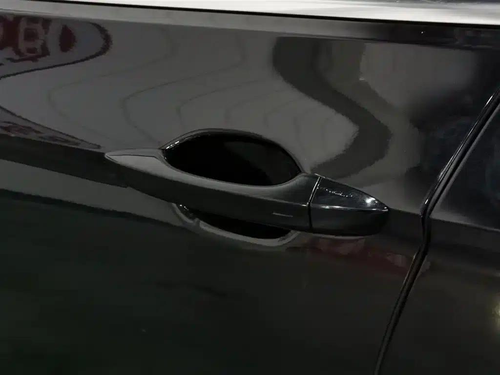 2020 Volkswagen Passat PHEV GTE Luxury Edition — миниатюра 18