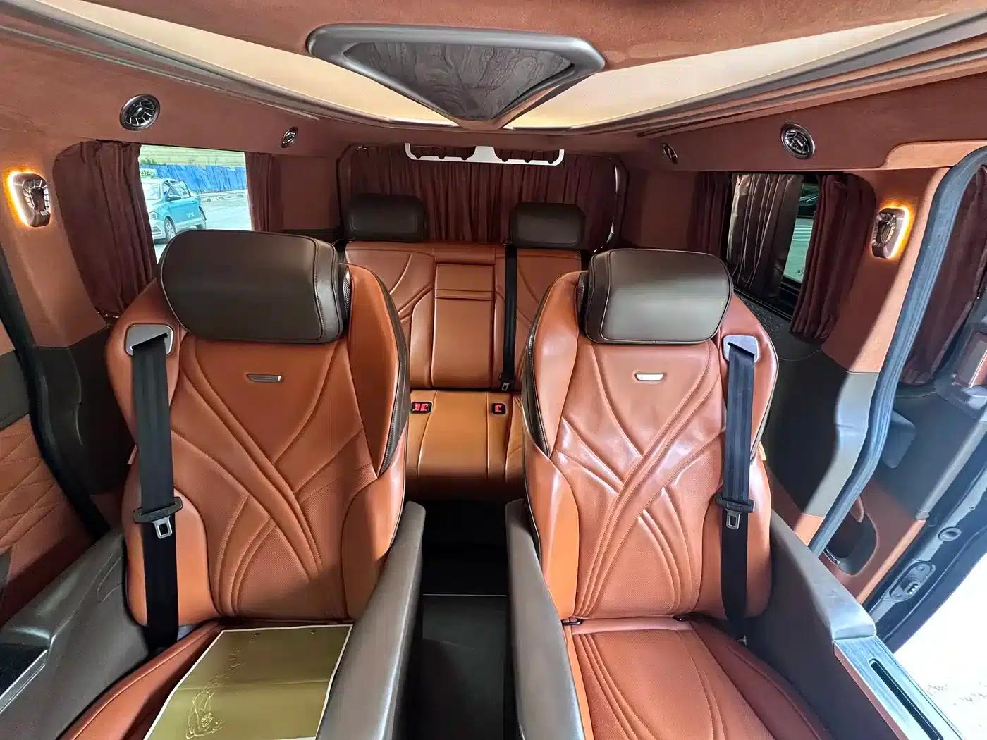 Tourneo 2023 2.0T Automatic Luxury Edition — миниатюра 6