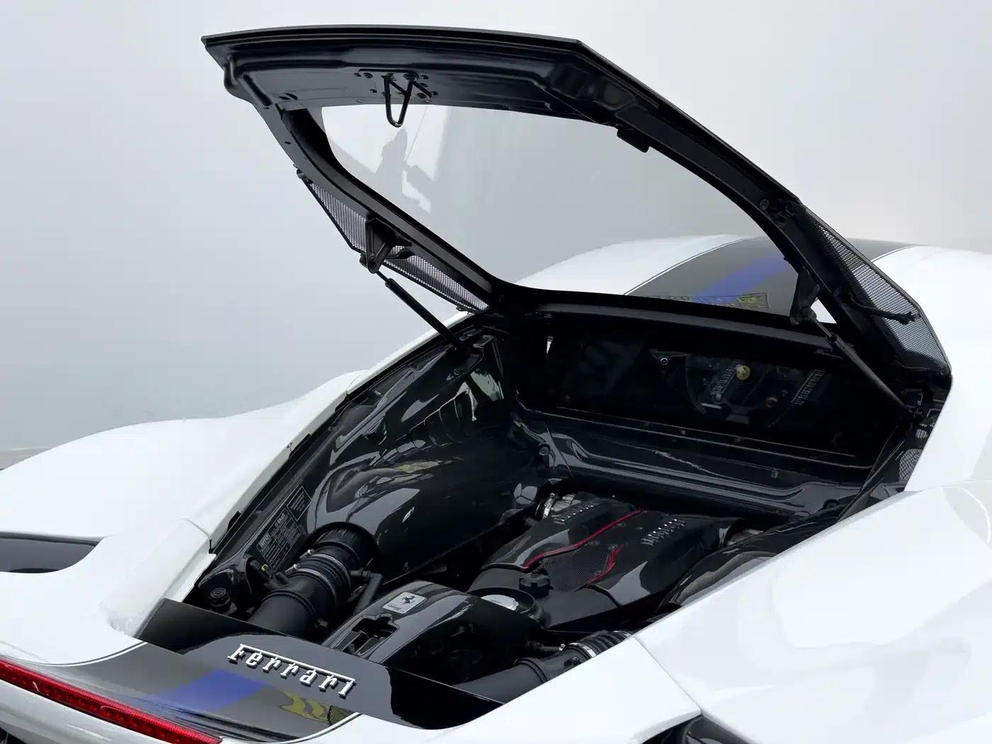 2015 Ferrari 488 GTB — миниатюра 34