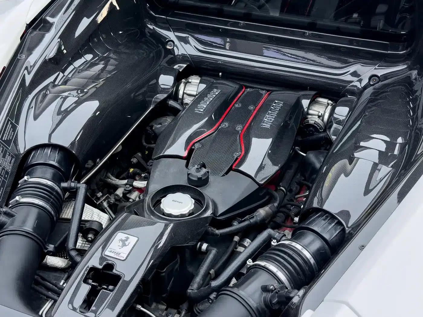 2015 Ferrari 488 GTB — миниатюра 36