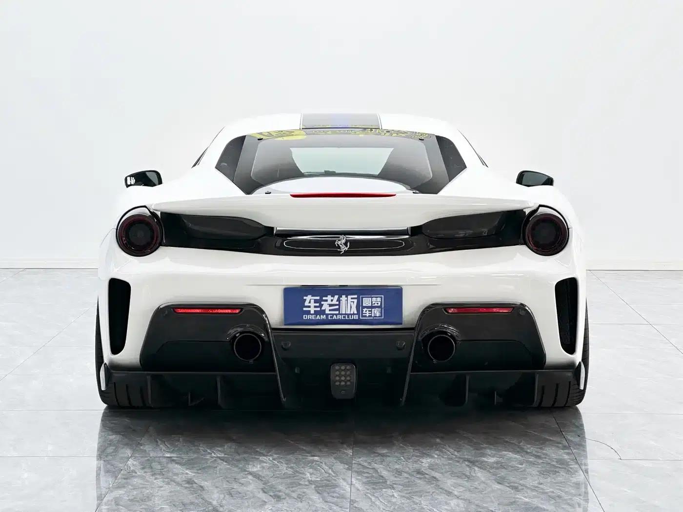 2015 Ferrari 488 GTB — миниатюра 5