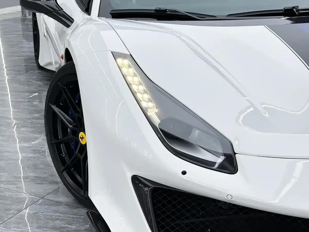 2015 Ferrari 488 GTB — миниатюра 9