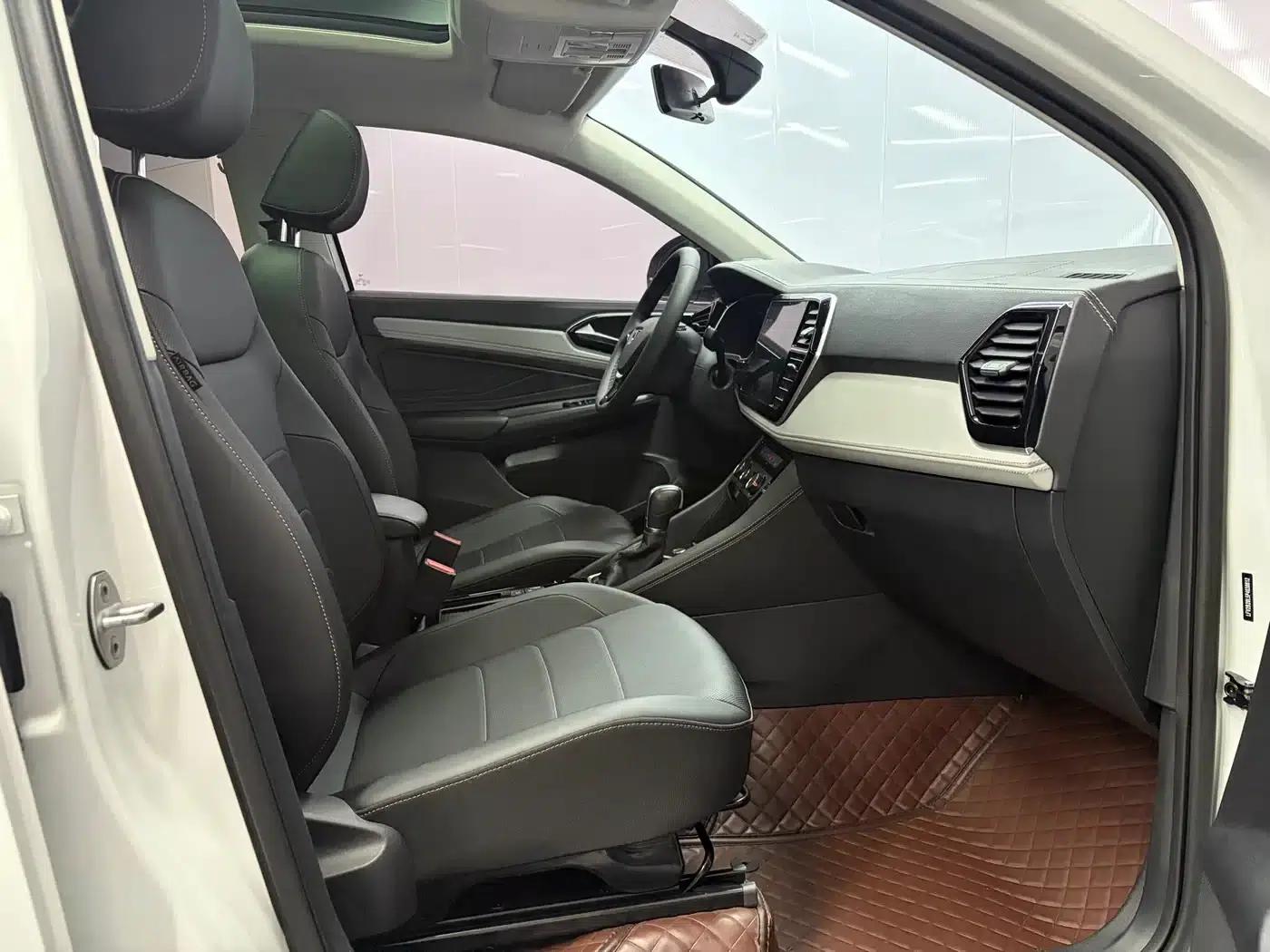 Jetta VS7 2023 280TSI Automatic Enjoy Edition — миниатюра 14