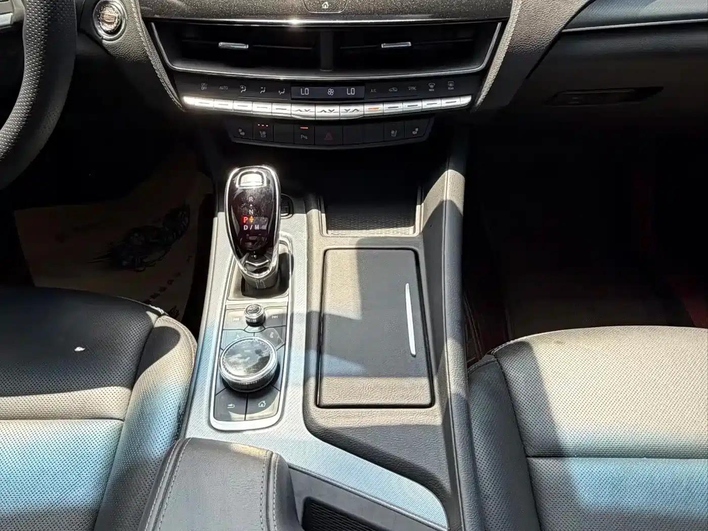 2023 Cadillac CT5 28T Luxury (Standard Edition) — миниатюра 12