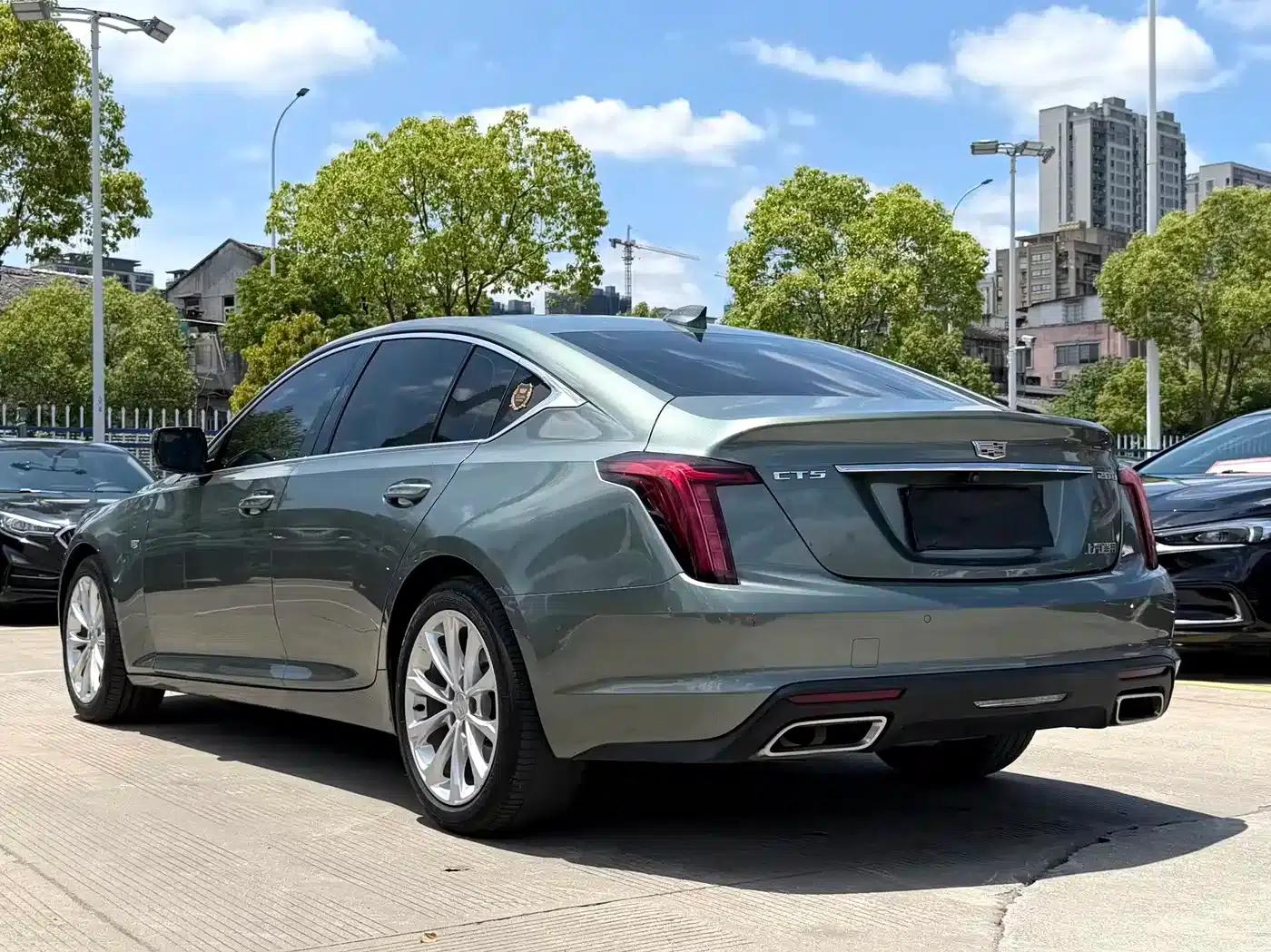 2023 Cadillac CT5 28T Luxury (Standard Edition) — миниатюра 4