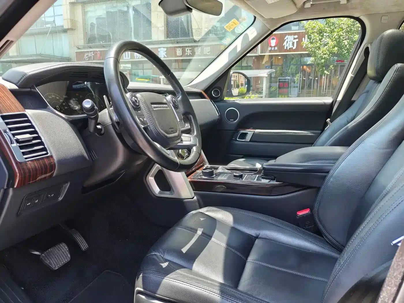 2017 Range Rover 3.0 SC V6 Vogue — миниатюра 7