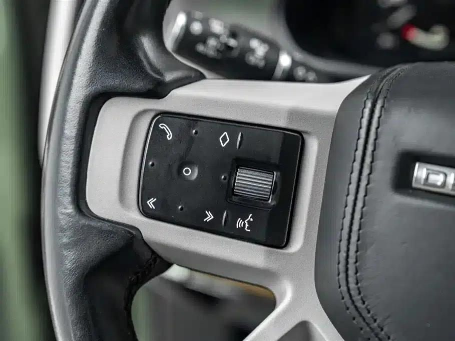 2023 Land Rover Defender Facelift 110 3.0T P400 X-DYNAMIC HSE — миниатюра 9