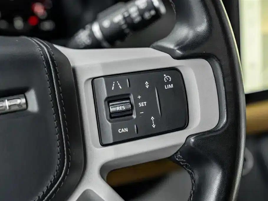 2023 Land Rover Defender Facelift 110 3.0T P400 X-DYNAMIC HSE — миниатюра 10
