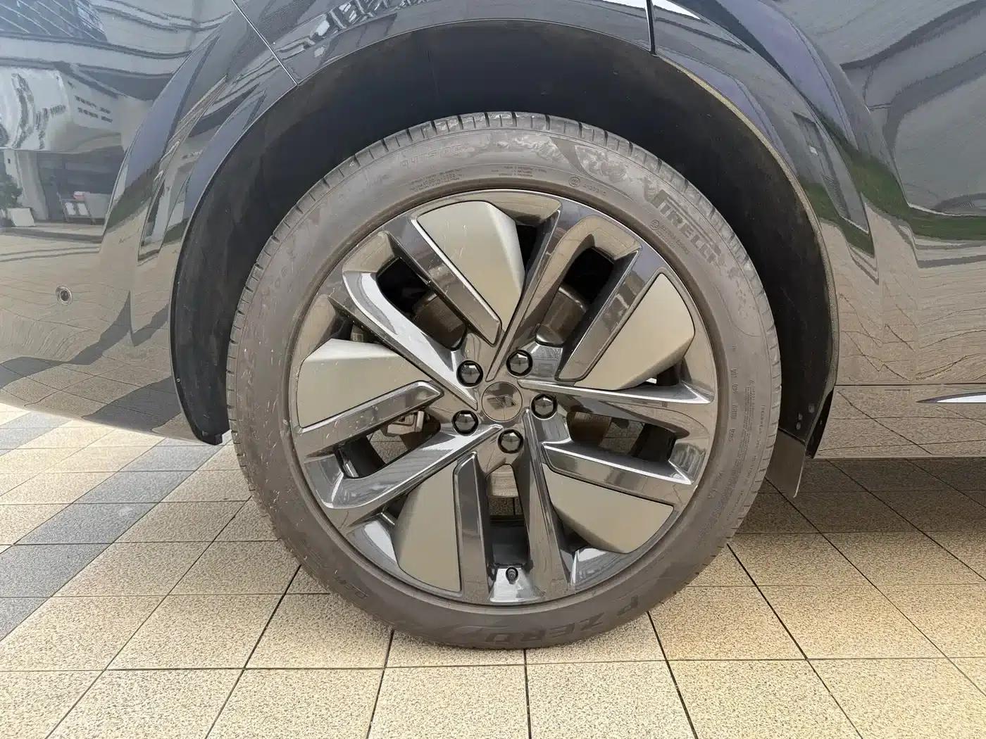 Li Auto L6 2024 Pro — миниатюра 12
