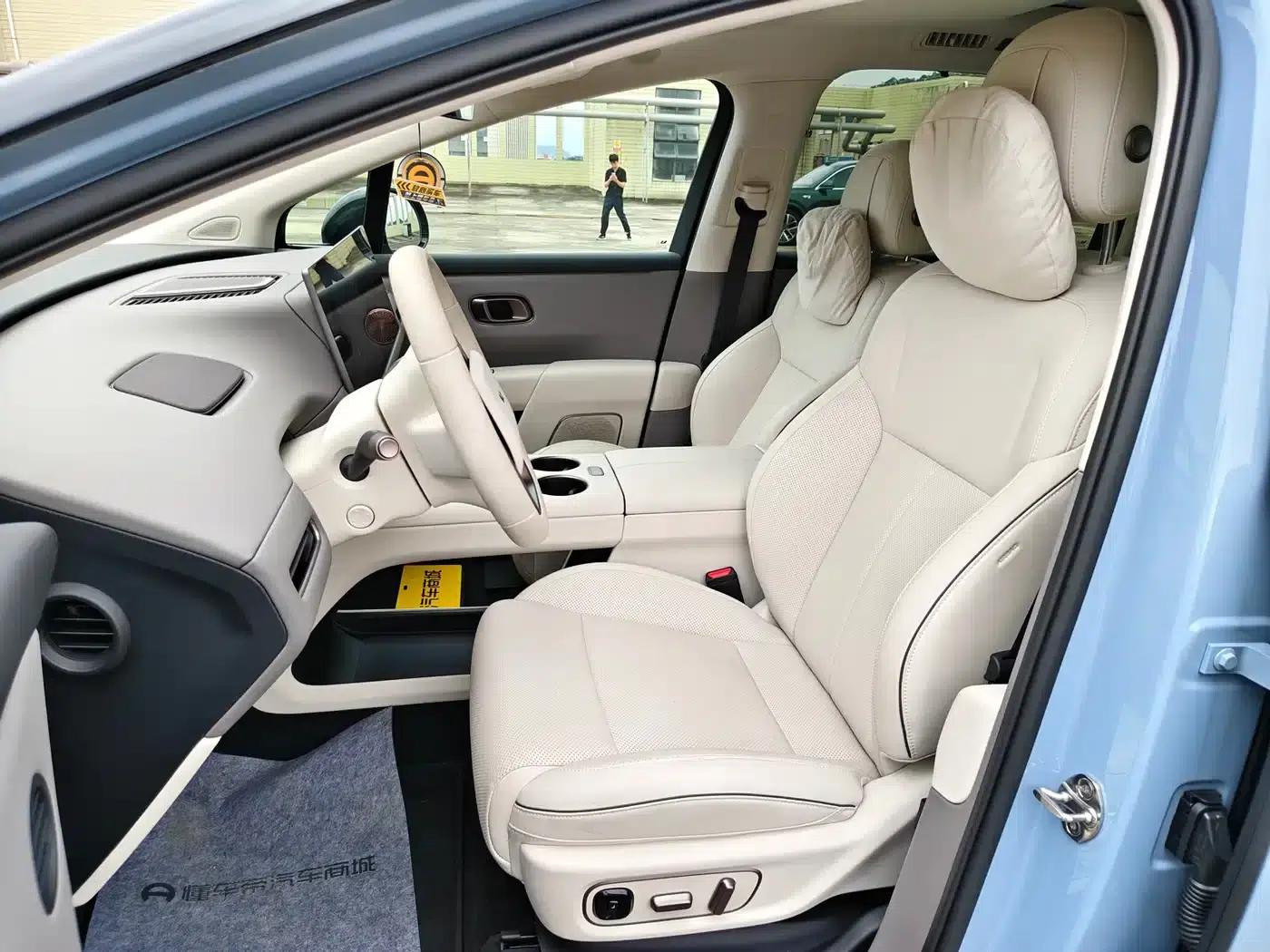 Li Auto i8 2025 Standard Edition — миниатюра 8