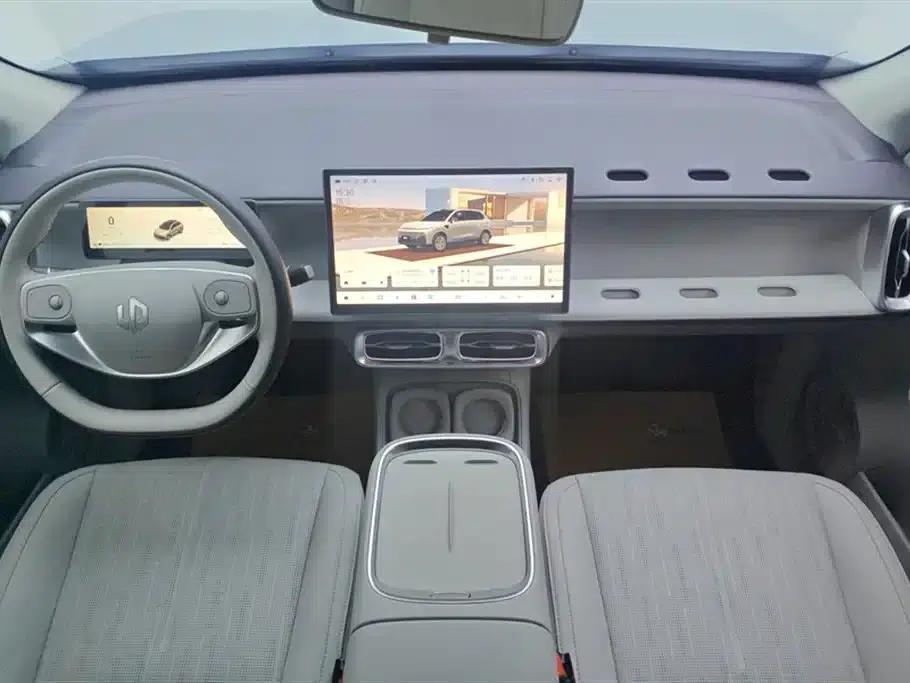 Leapmotor B10 2025 Model with 600 LiDAR — миниатюра 12