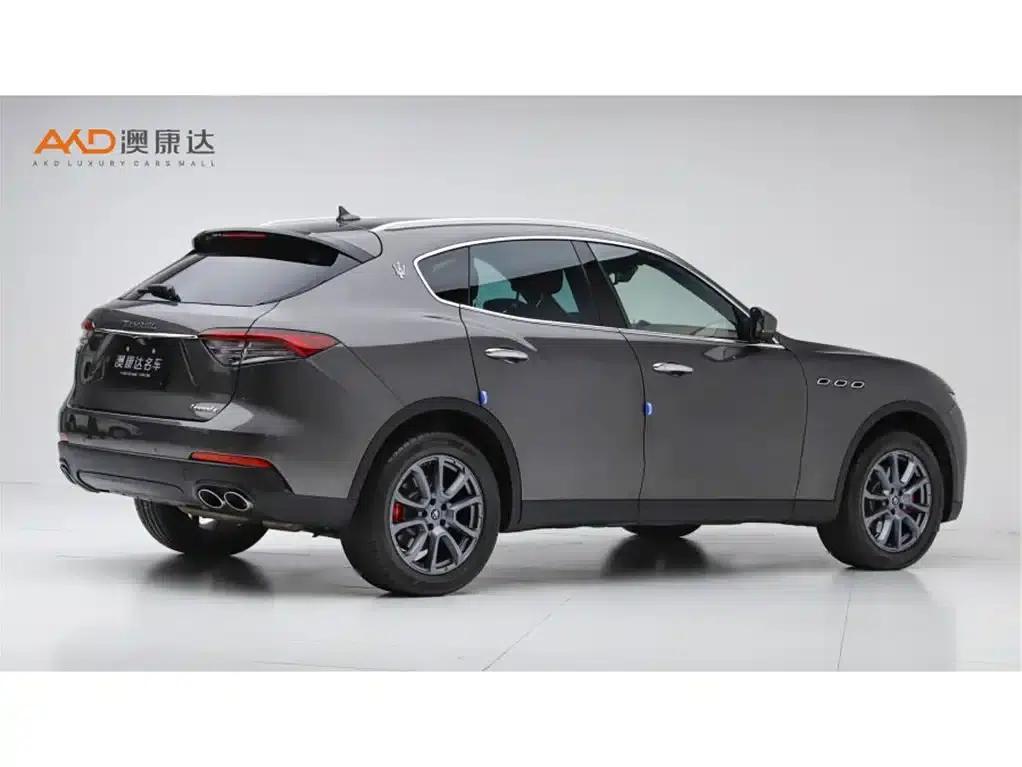 2021 Levante 3.0T Standard Edition — миниатюра 3
