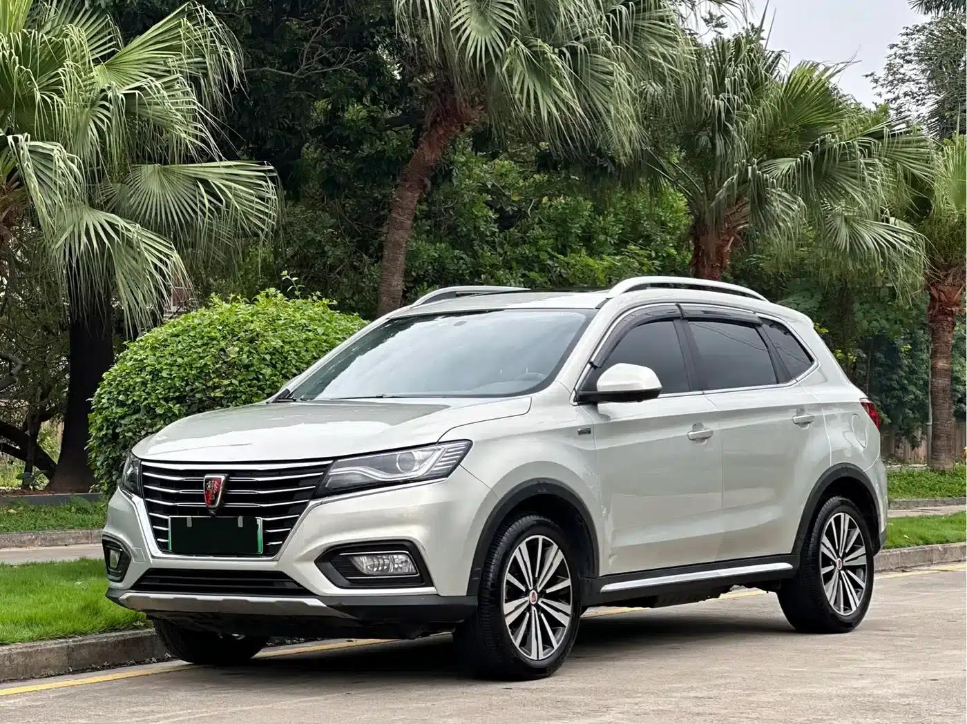 Roewe RX5 New Energy 2018 eRX5 50T Hybrid Premium Edition — миниатюра 1