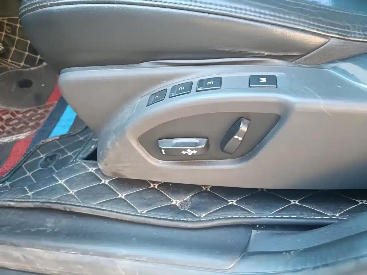 2014 Volvo XC60 Imported T5 Smart Edition — миниатюра 5