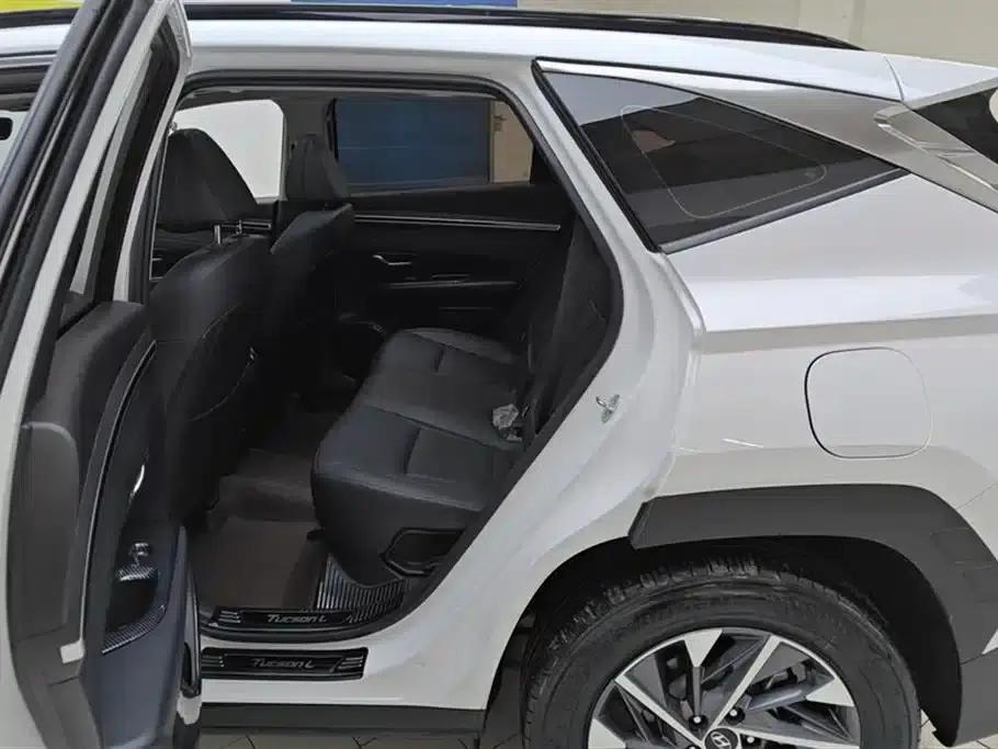 2023 Tucson L 1.5T Automatic 2WD GLX Elite Edition — миниатюра 11