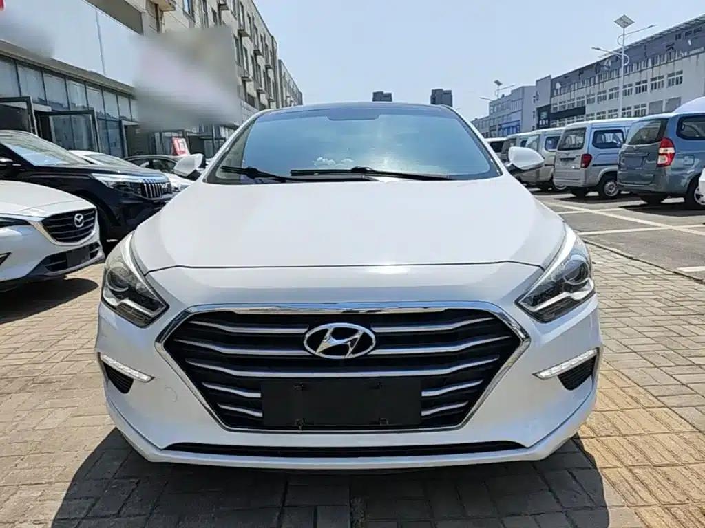 Hyundai Mistra 2017 1.8L Automatic Premium DLX (National V Emission Standard) — миниатюра 3