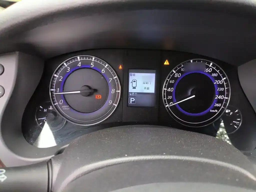 Infiniti QX50 2015 2.5L Enjoy Edition — миниатюра 4