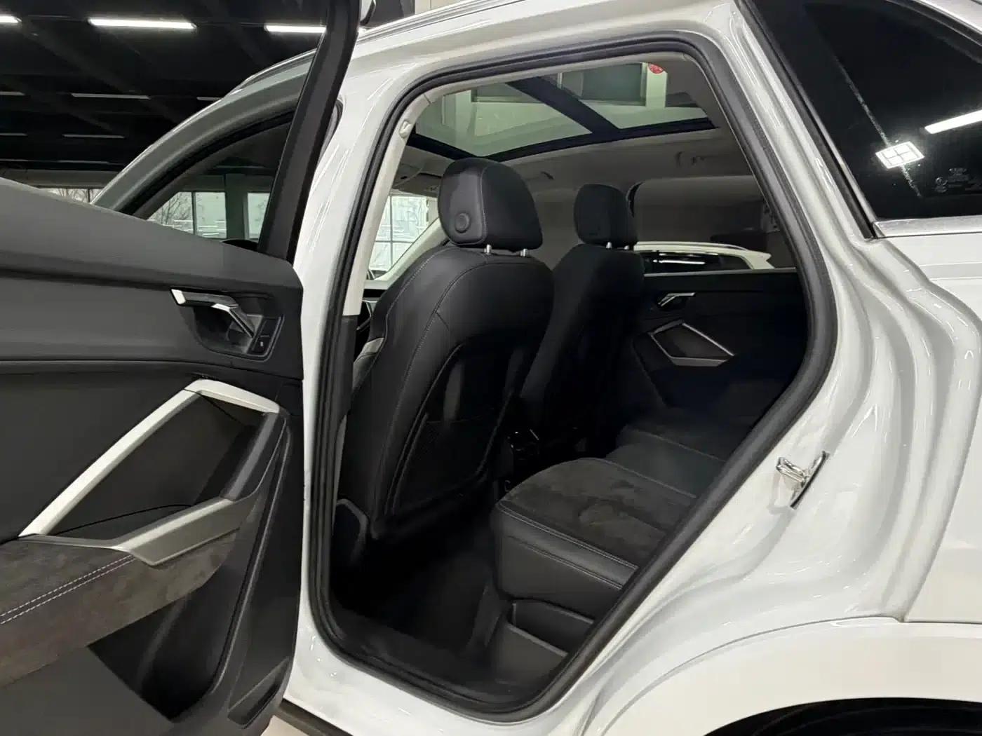 Audi Q3 2022 35 TFSI Fashion Dynamic Edition — миниатюра 13