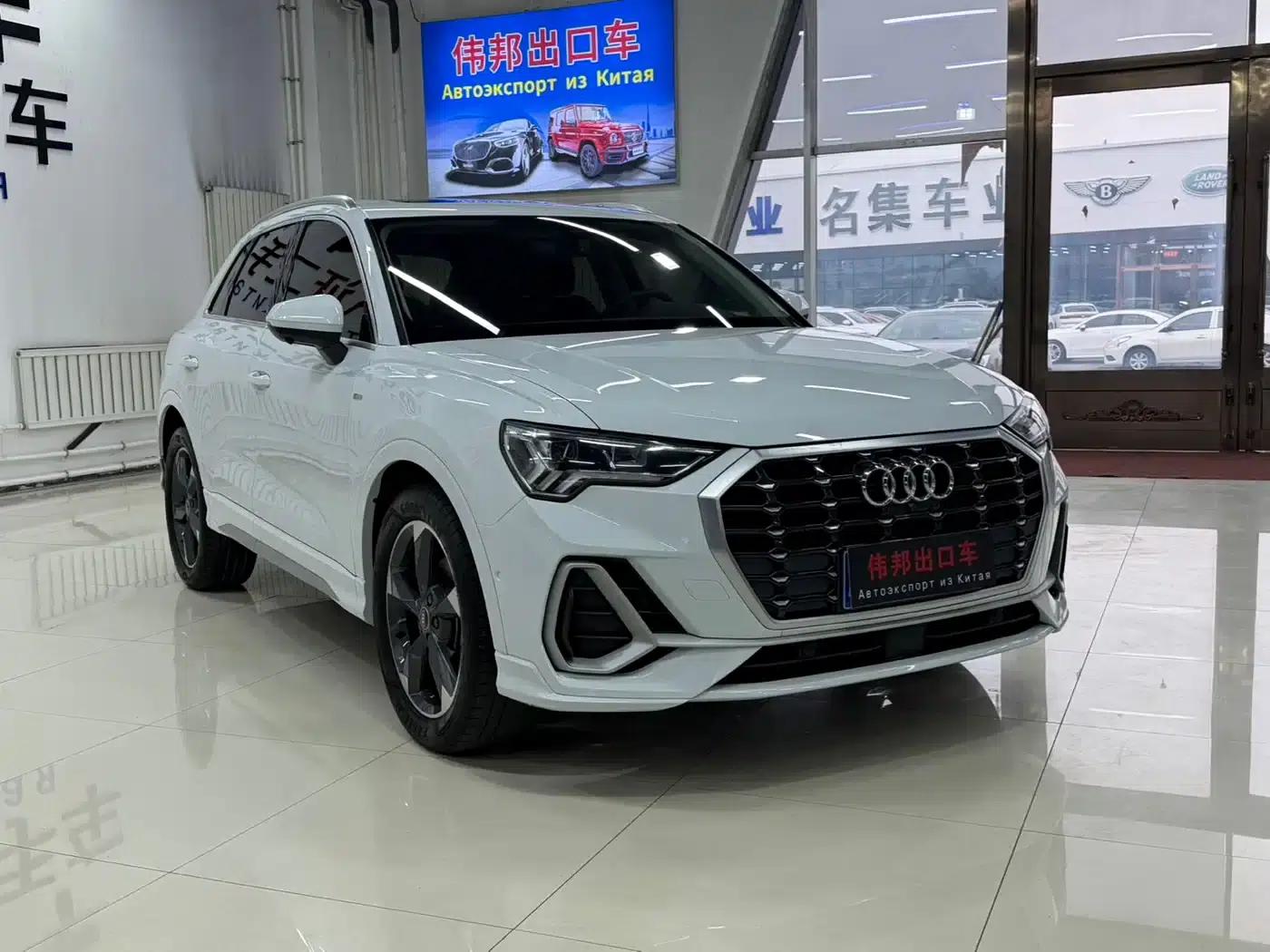 Audi Q3 2022 35 TFSI Fashion Dynamic Edition — миниатюра 3